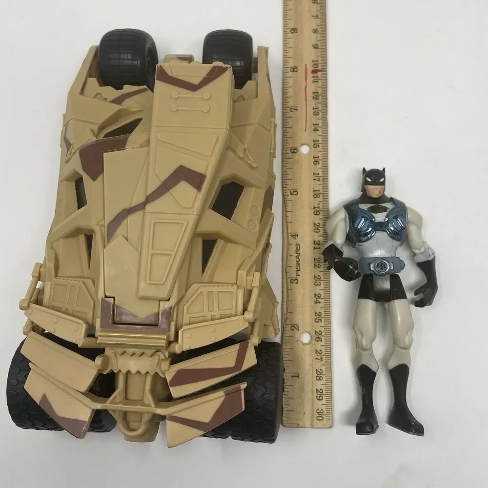 Mattel Batman The‎ Dark Knight Rises Camo Tumbler Batmobile & Action Figure Lot